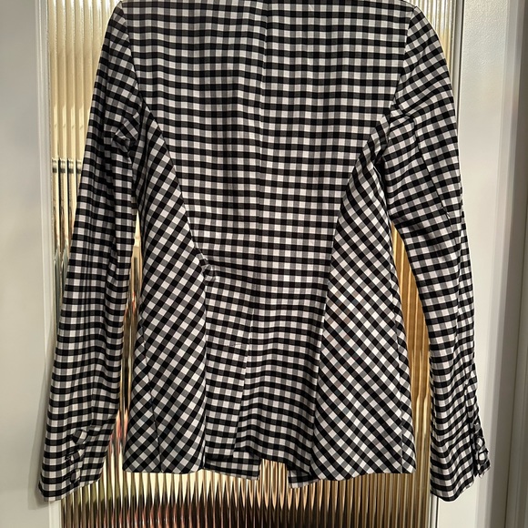 Blazer - Picture 2 of 2